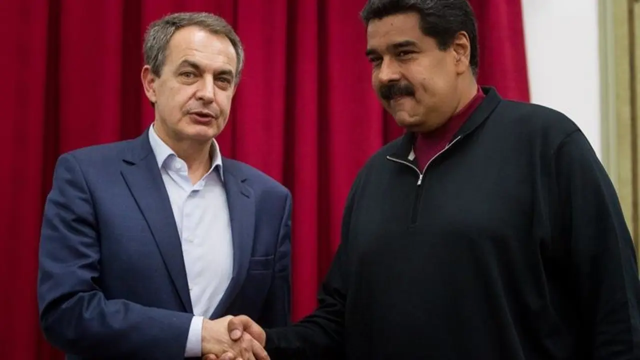 Jos&eacute; Luis Rodr&iacute;guez Zapatero, expresidente del Gobierno espa&ntilde;ol, y Nicol&aacute;s Maduro, presidente de Venezuela. / RR SS