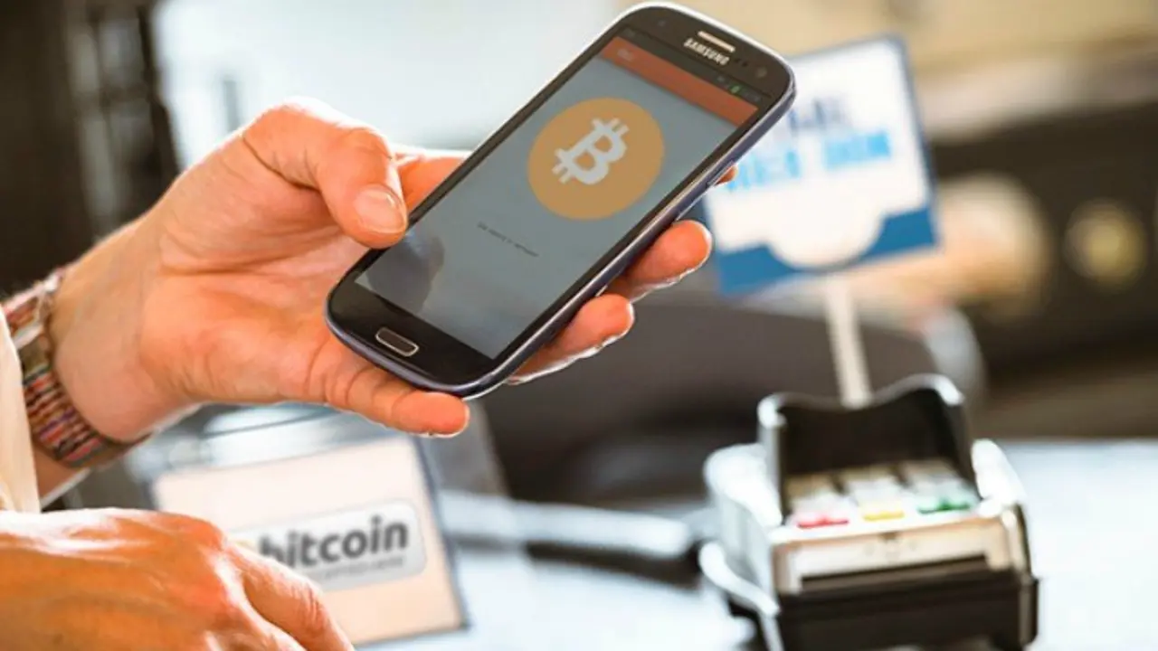 Pagos m&oacute;viles con bitcoin. / RR SS