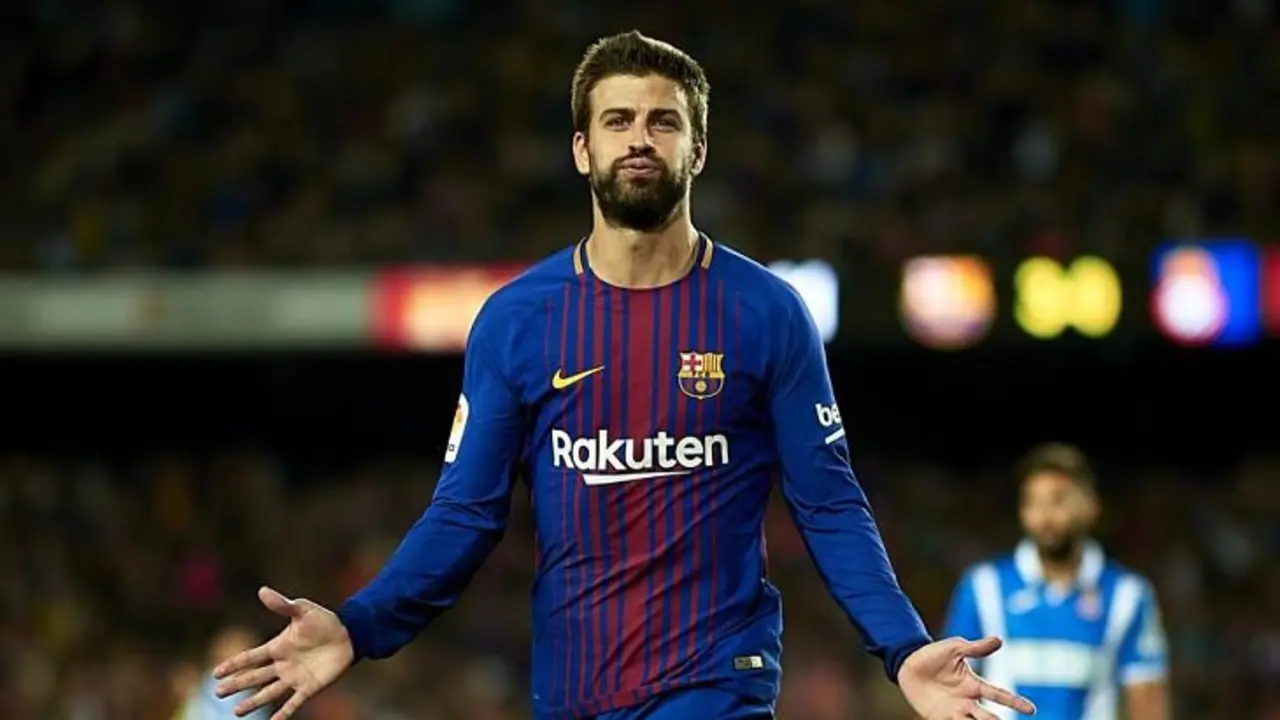 Gerard Piqu&eacute;. / RR SS