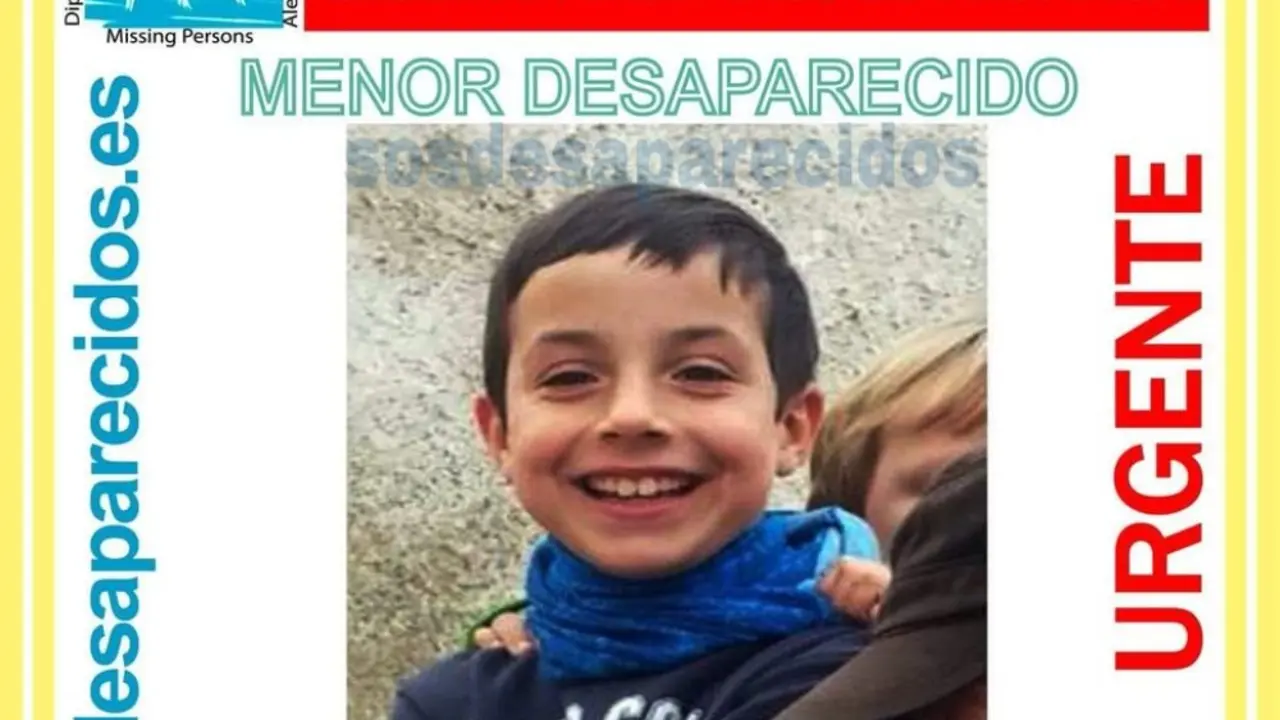 Imagen del niño desaparecido en Níjar. / @sosdesaparecido