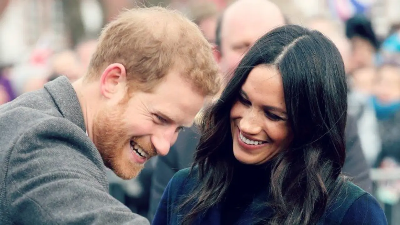 Pr&iacute;ncipe Harry de Inglaterra y su prometida Meghan Markle. /  Sky News