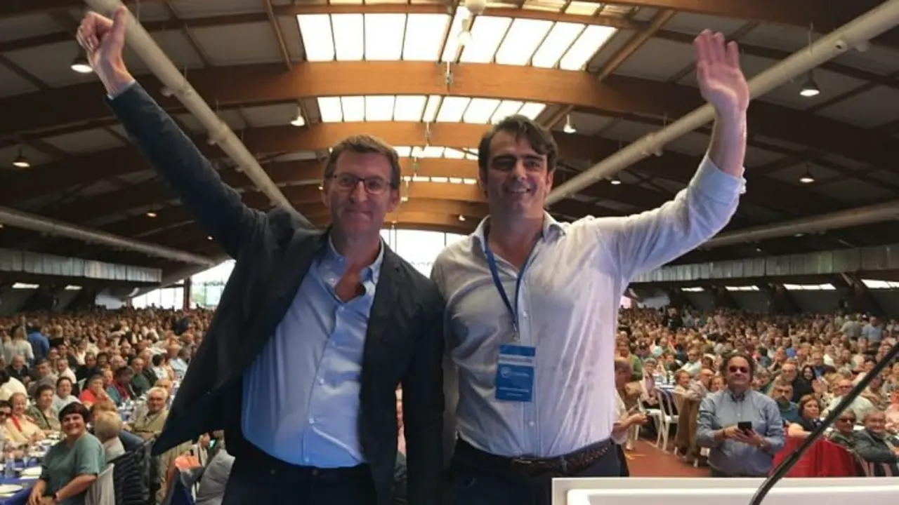 Alberto Núñez Feijóo y Diego Calvo. / Mundiario