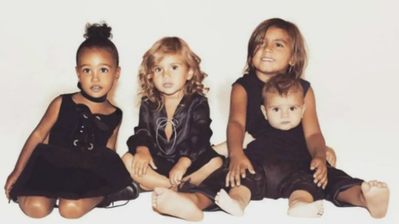 Ni&ntilde;os Kardashian. RR SS 