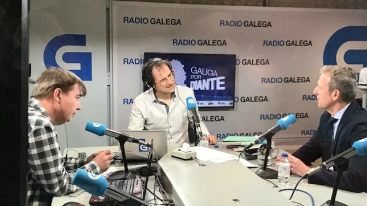Rueda, durante la entrevista con Kiko Novoa en Radio Galega. / CRTVG