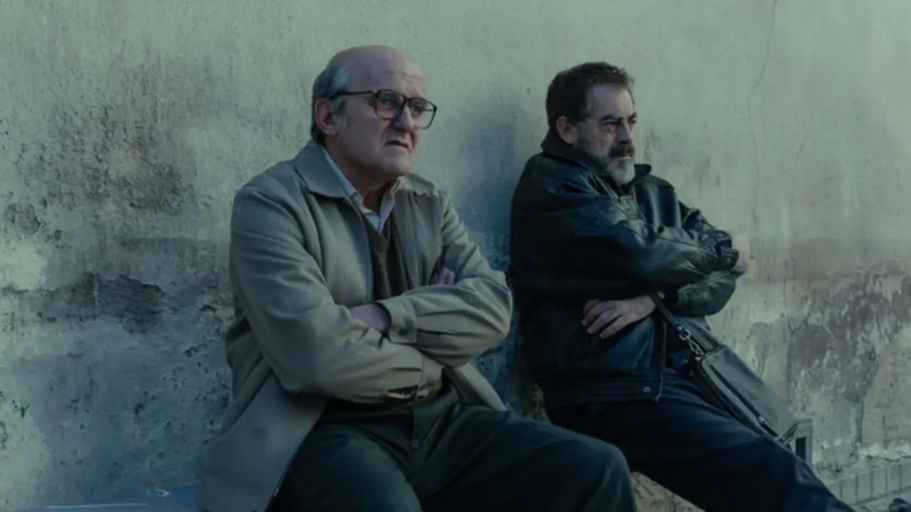 Fotograma da serie "Fari&ntilde;a". / @FarinaTV