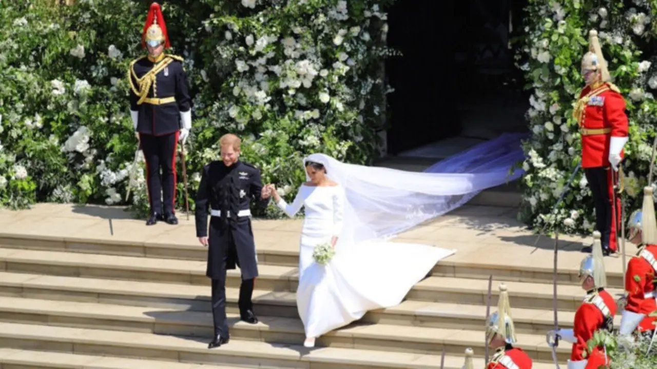 Los reci&eacute;n casados, Meghan y Harry. / Redes Sociales