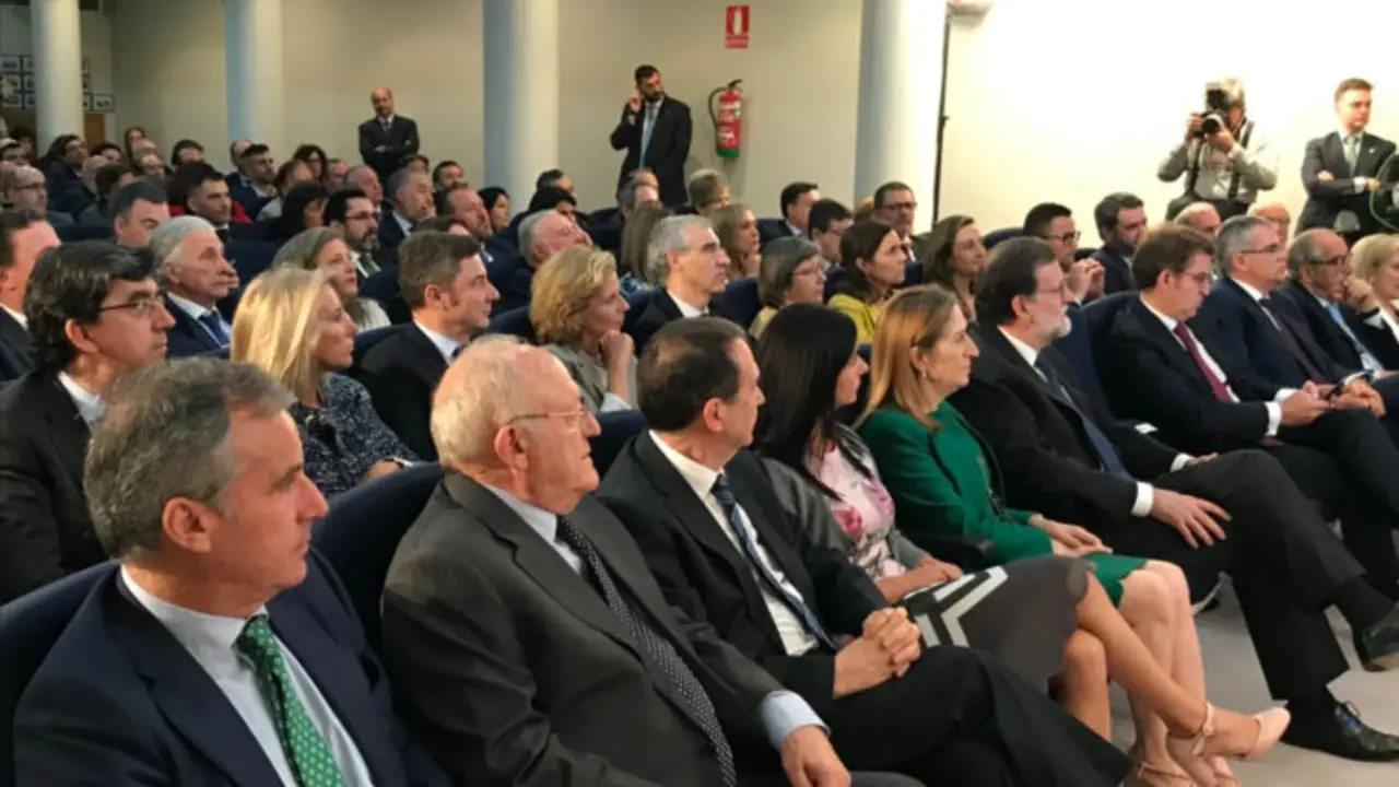 Los asistentes al evento, entre los que se encuentra el presidente del Gobierno. / Redes Sociales