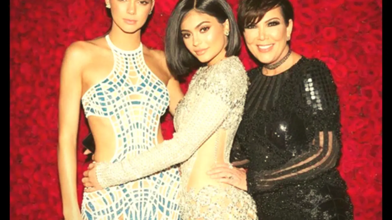 Kendall Jenner, modelo; Kylie Jenner, empresaria; y Kris Jenner; empresaria. Pinterest.