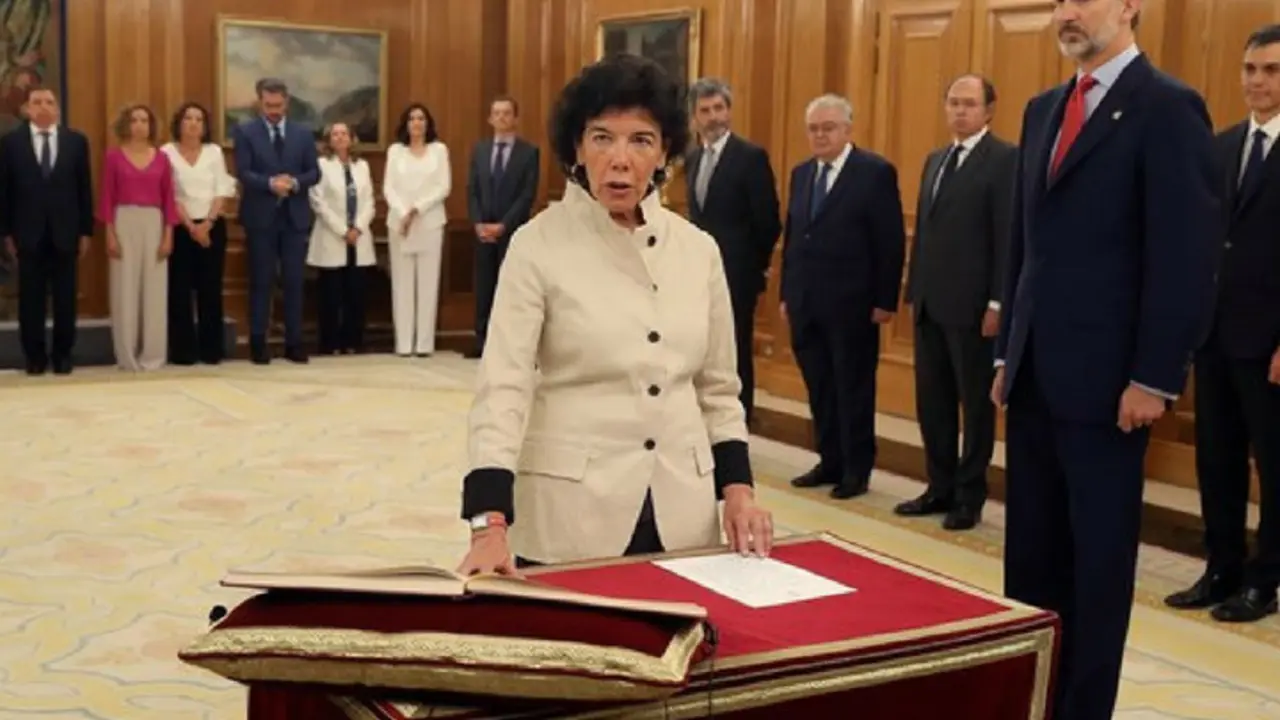 Isabel Cela&aacute;, ministra de Educaci&oacute;n. / RR SS.