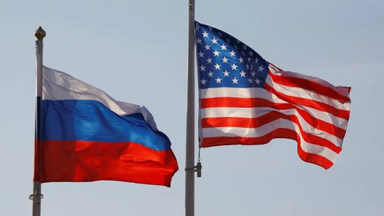 Banderas de Rusia y EE UU. RR SS
