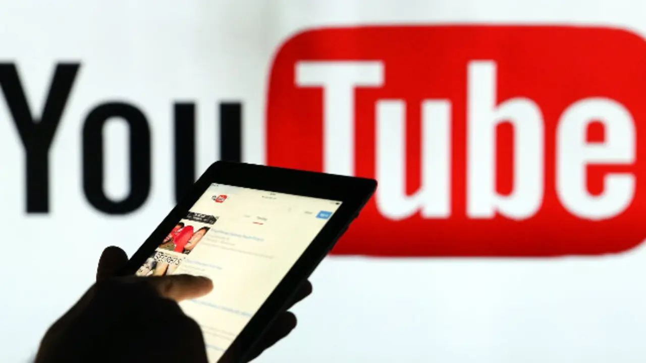 Youtube. / RRSS.