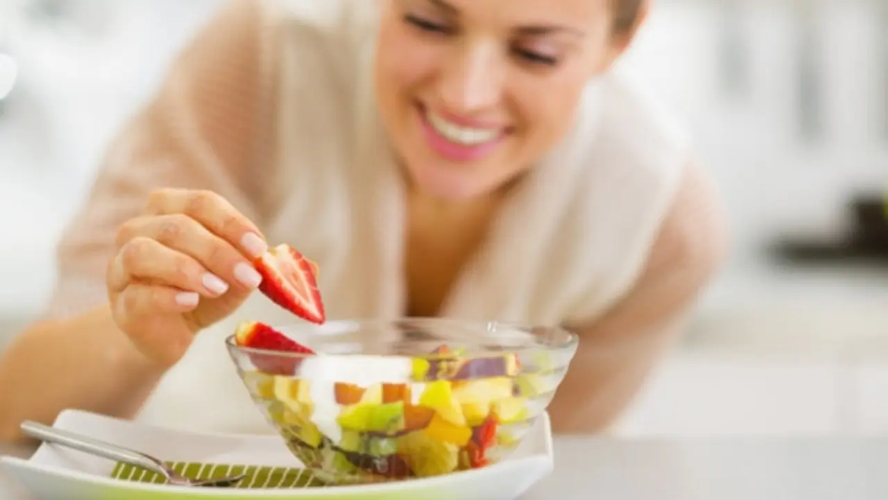 Comer frutas. / Bancoda