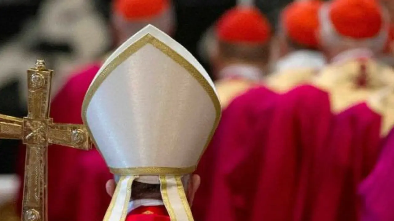 Sacerdotes. / RR SS.