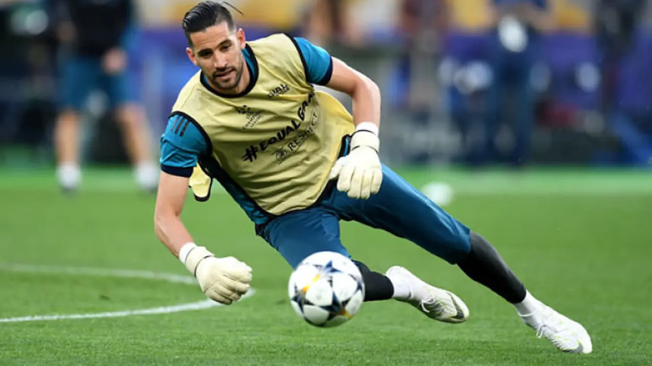 Kiko Casilla_opt
