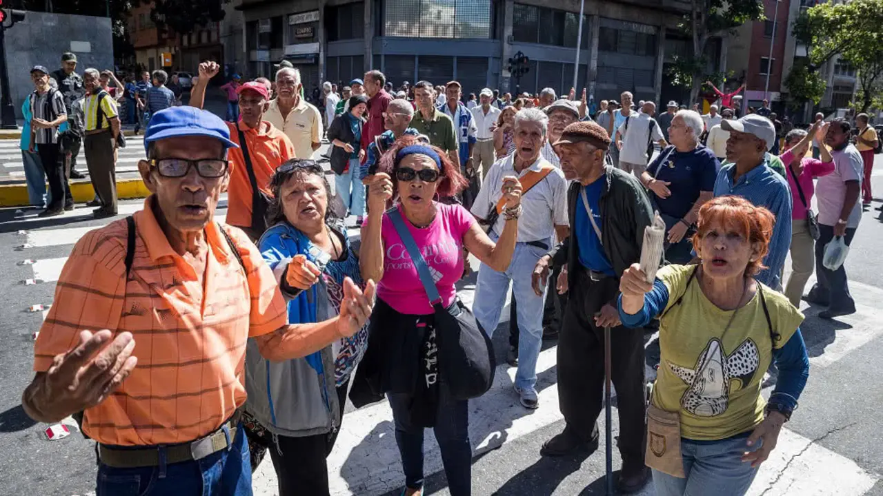 Venezolanos en una protesta callejera. / H. C.