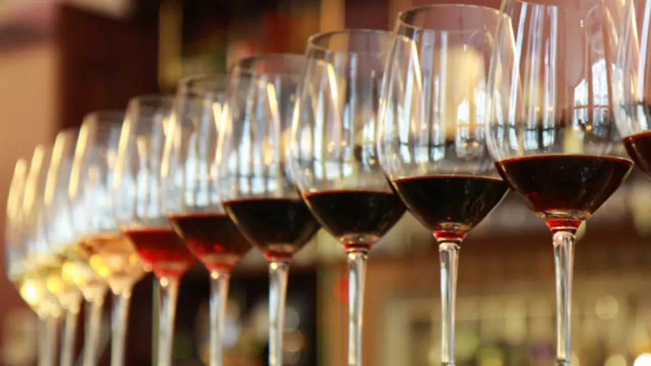 Cata de vino. / RRSS.