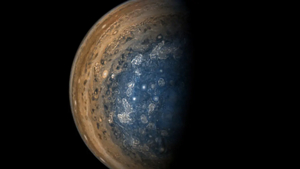 Imagen de J&uacute;piter captada por la sonda Juno. NASA (7)