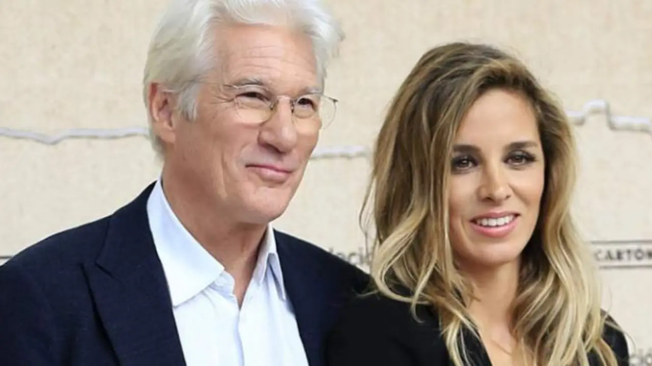 Richard Gere, actor, y Alejandra Silva, empresaria. / RRSS.