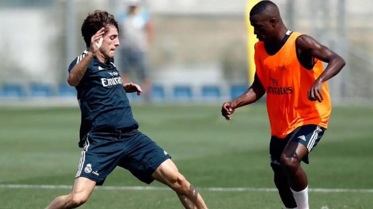 &Aacute;lvaro Odriozola y Vin&iacute;cius Junior, futbolistas. / Twitter @alvaroodriozola