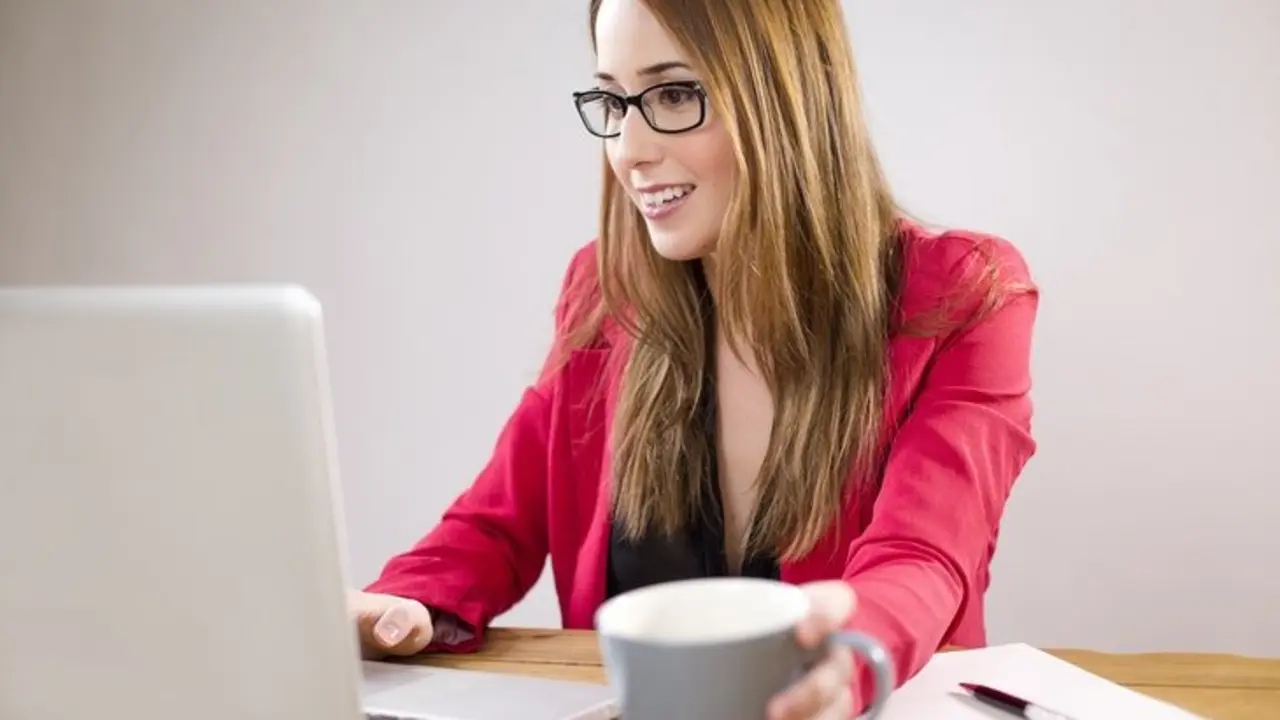 Mujer de negocios. / Pexels.com.