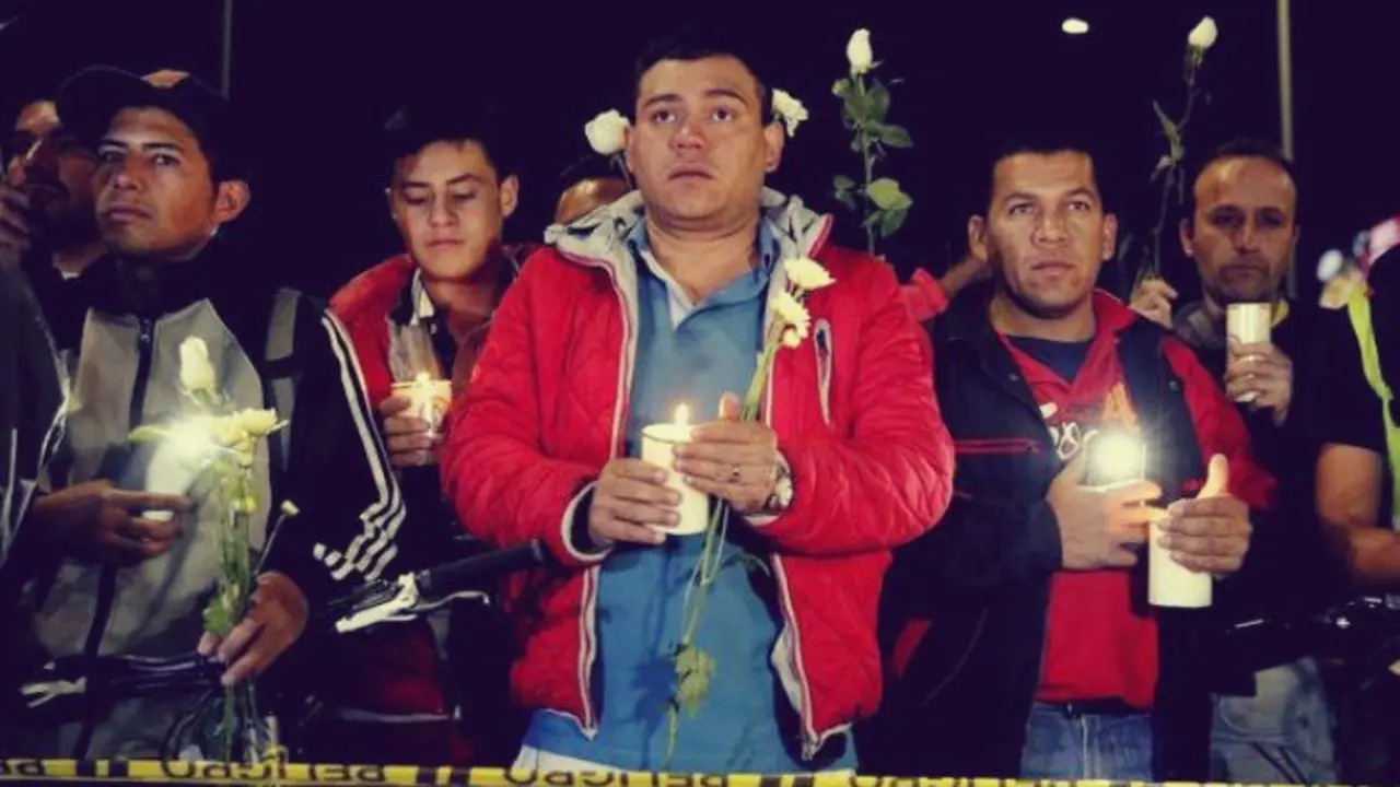 Homenaje a las victimas del atentado en Bogot&aacute;. RR SS