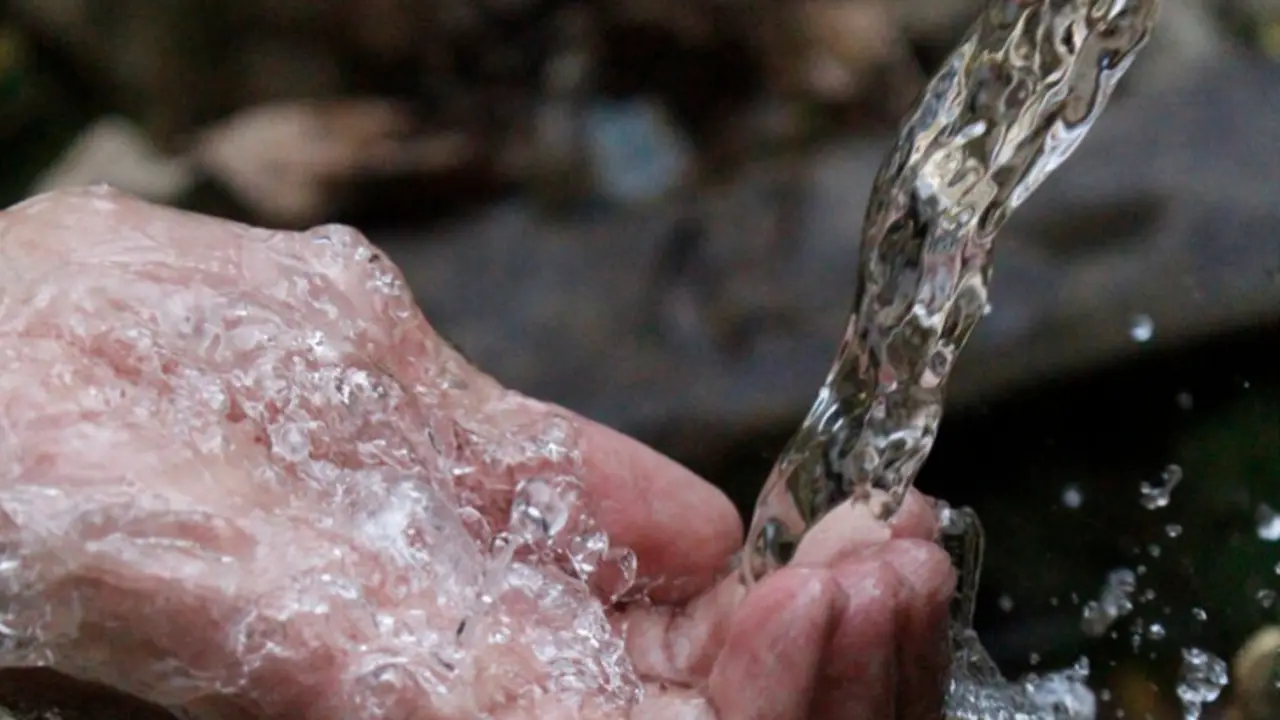 Chorro de agua. / Pexels.com.