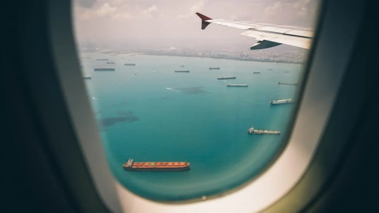 Ventanilla de un avi&oacute;n. / Pexels.com.