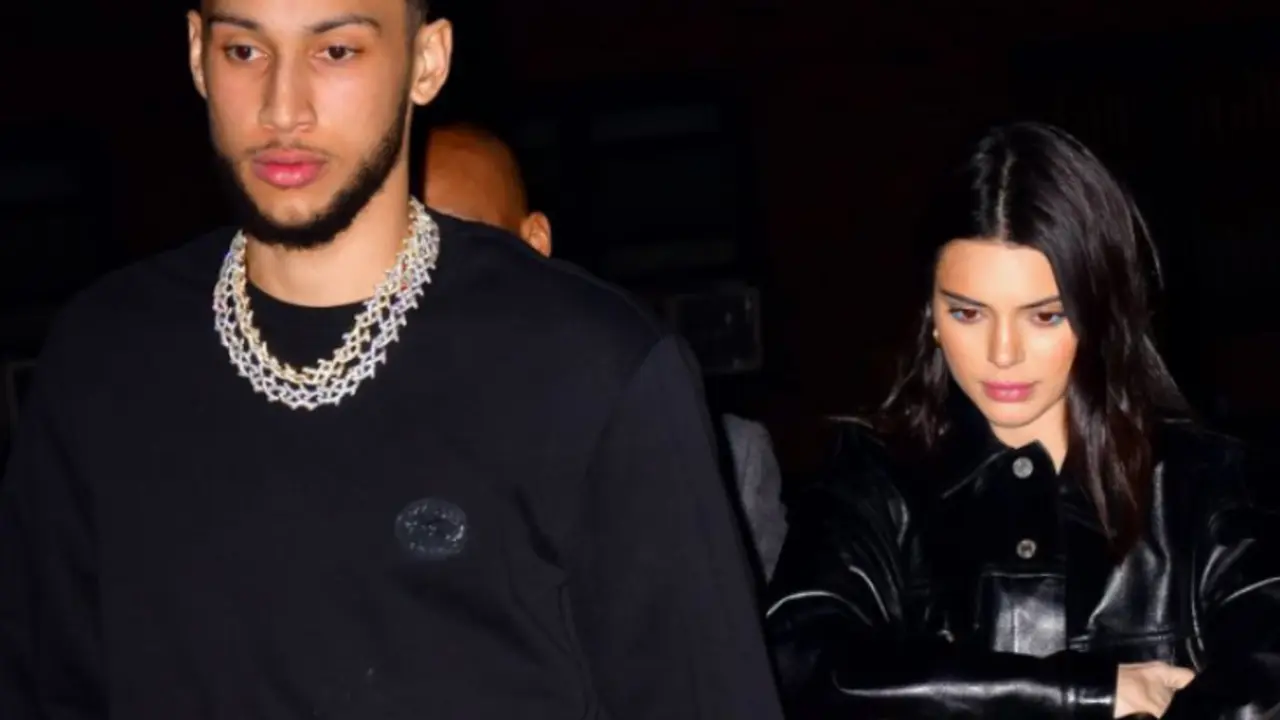 Kendall Jenner, modelo y Ben Simmons, jugador de baloncesto. / Cosmopolitan.