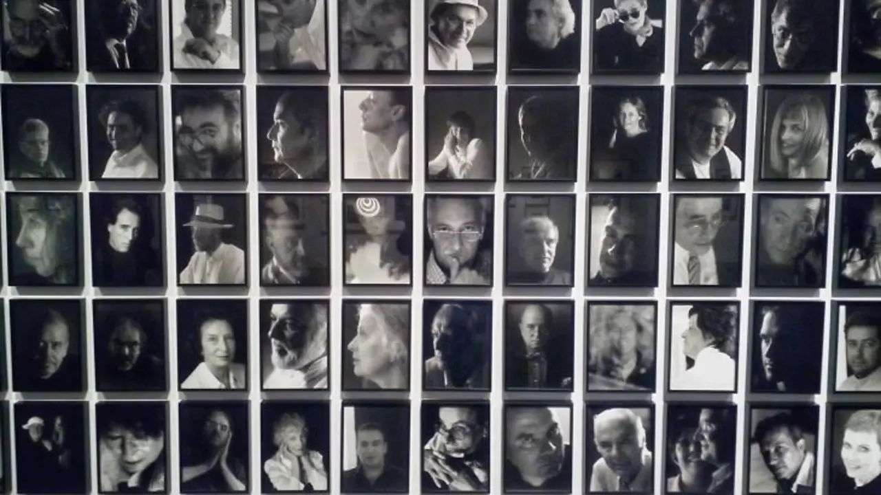 Humanidades, 2000-2003, de Poldo Cebri&aacute;n. / Francisco Pu&ntilde;al Su&aacute;rez