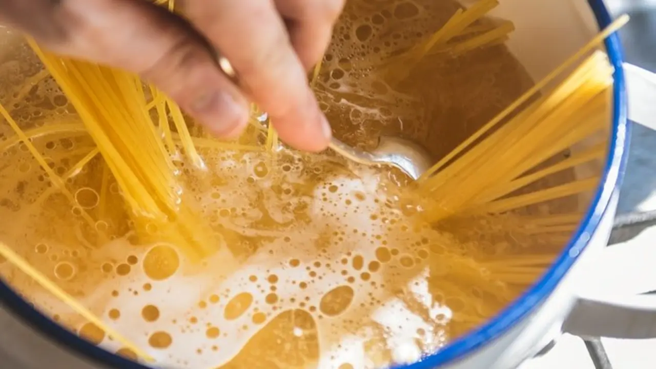 Pasta cocin&aacute;ndose. / Pexels.com.