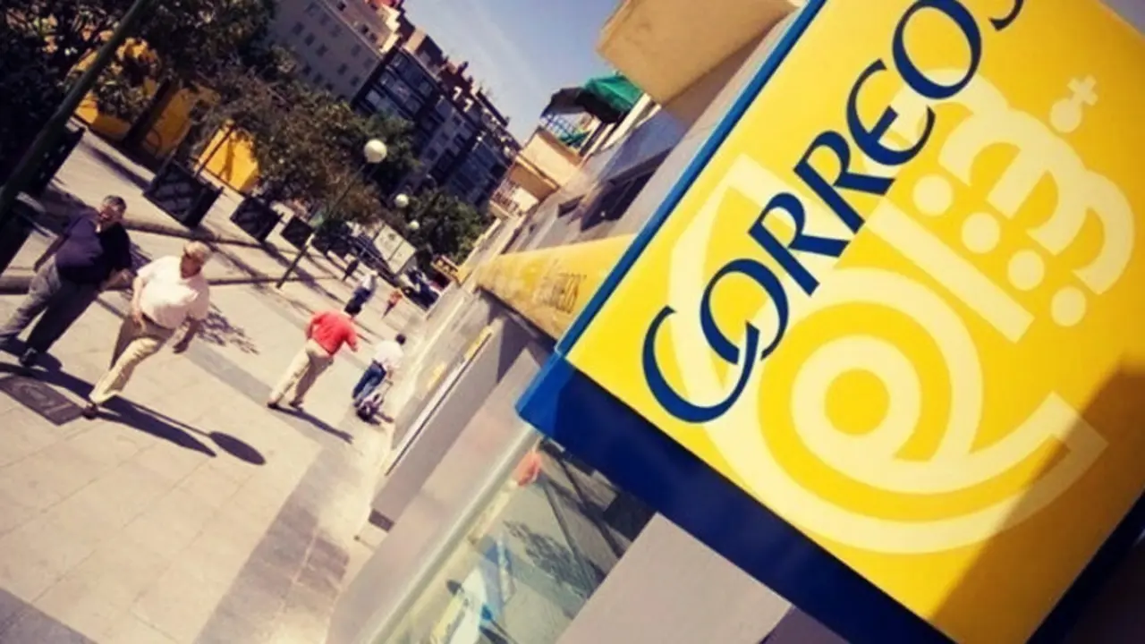 Oficinas de Correos. / RR SS.