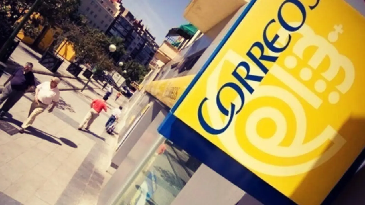 Oficinas de Correos. / RR SS.