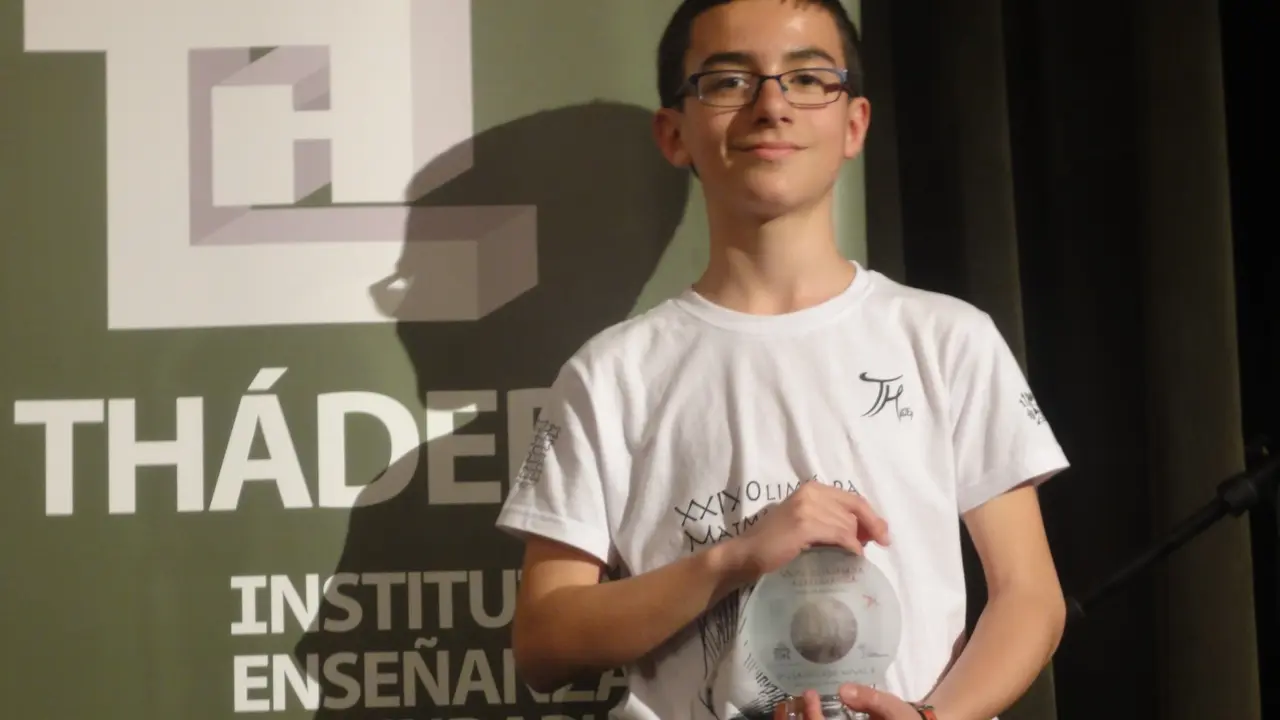 Andr&eacute;s G&oacute;mez, campe&oacute;n de matem&aacute;ticas./ P.G.