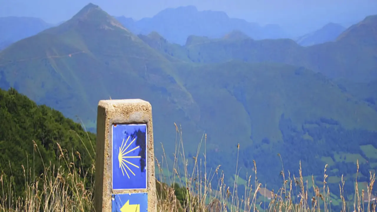 Camino de Santiago. / Direction Symbol