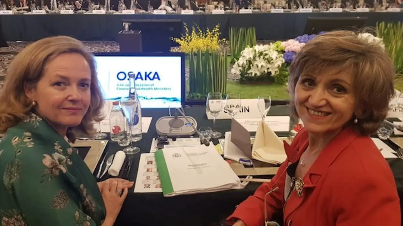 Nadia Calviño (izq.) y Luisa Carcedo en el G-20. / Twitter
