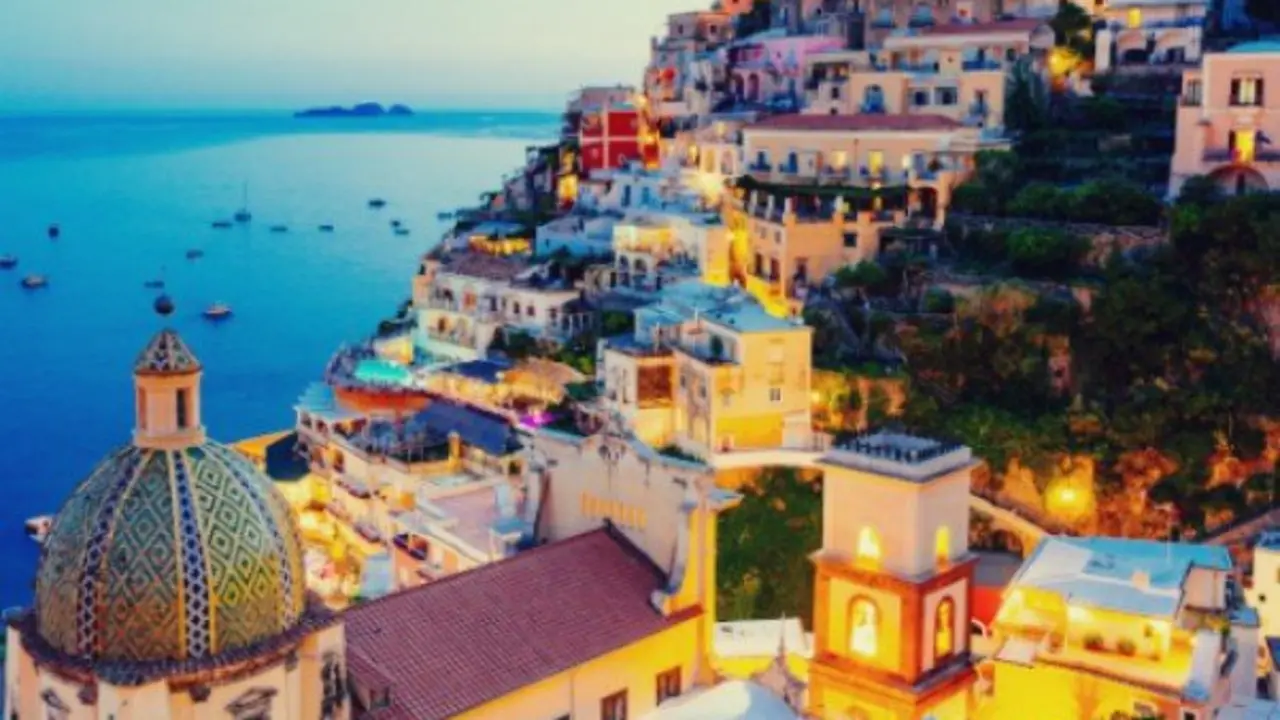 Positano, Italia. RR SS
