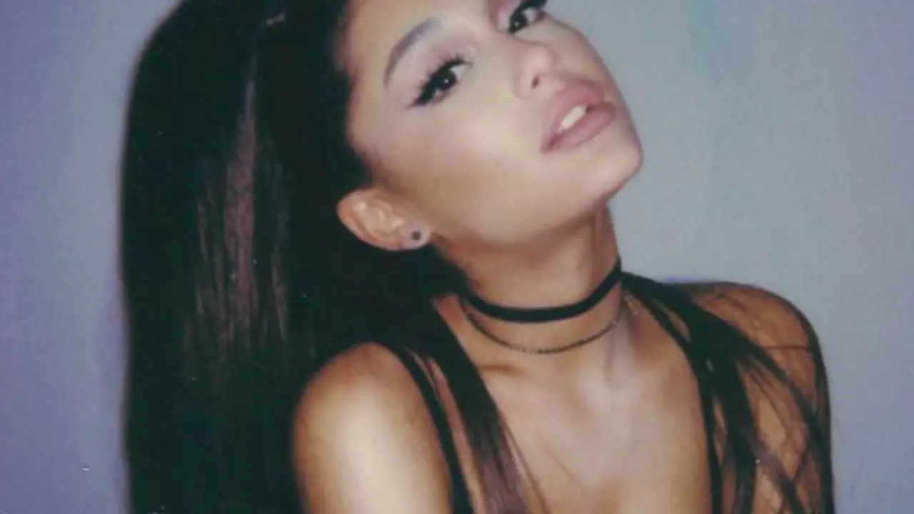 6. Ariana Grande, es la m&aacute;s joven del listado con 43 millones de euros. Instagram.
