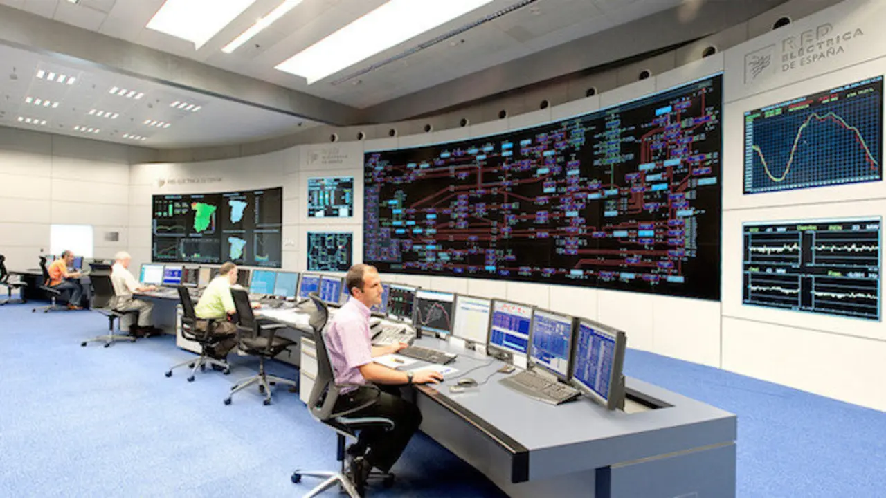 Sala de control de la red eéctrica de España.