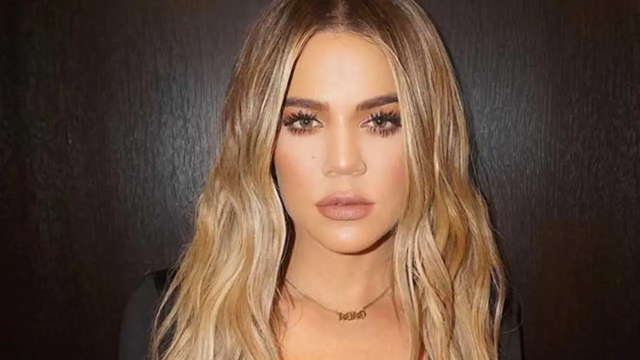 Khlo&eacute; Kardashian sorprendi&oacute; con el uso de Photoshop en las im&aacute;genes. / Instagram