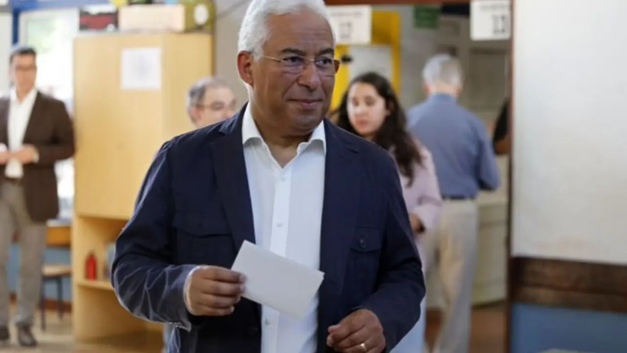 Ant&oacute;nio Costa. / RR SS