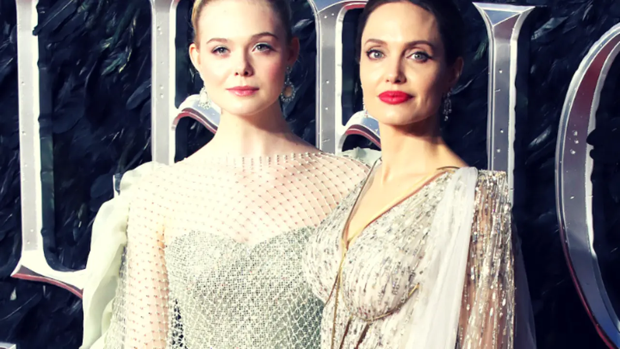 Elle Fanning, actriz; y Angelina Jolie, actriz. RR SS.