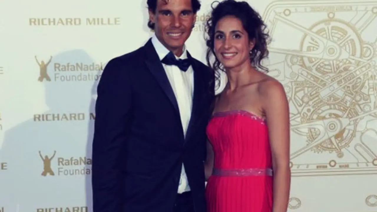 Rafa Nadal, tenista y su esposa, Mery Perell&oacute;. RR SS.