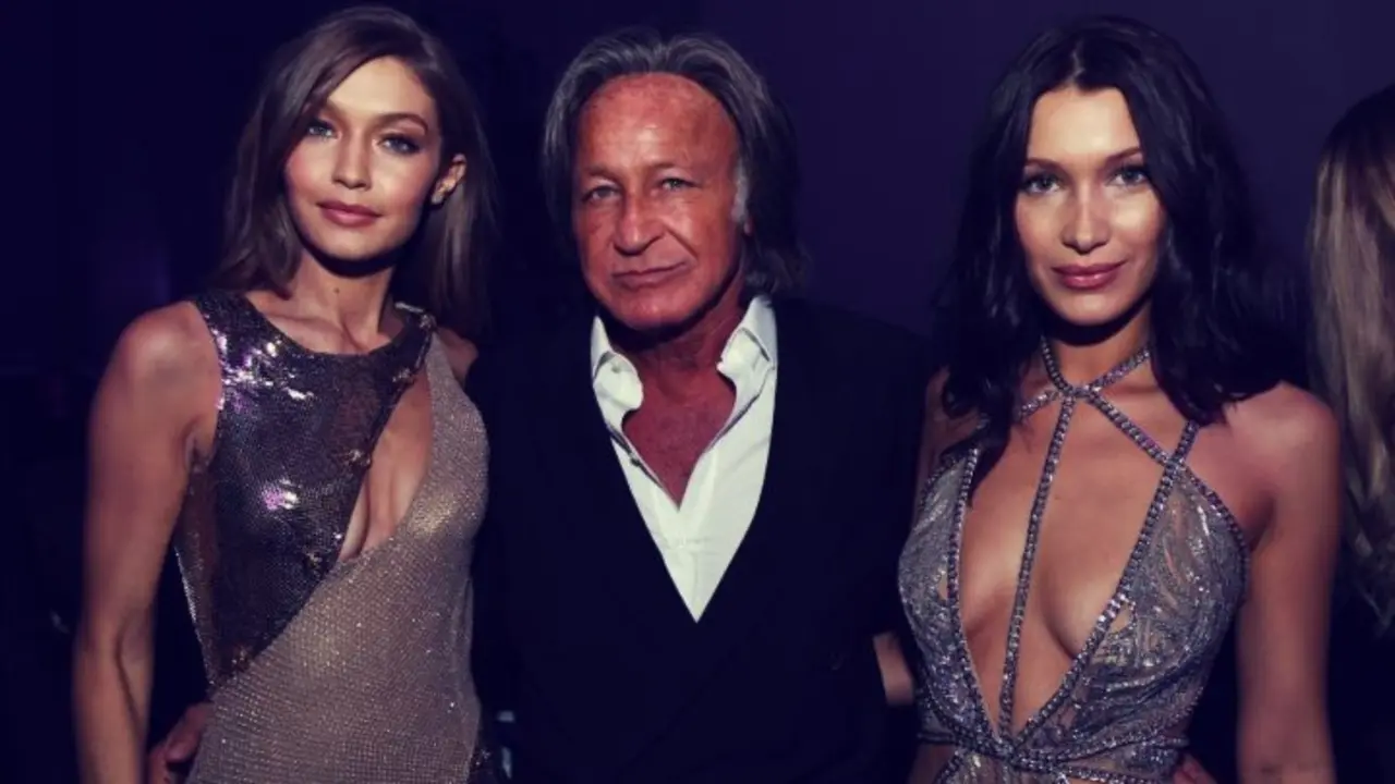 Gigi y Bella Hadid con su padre, Mohammed Hadid. RR SS.