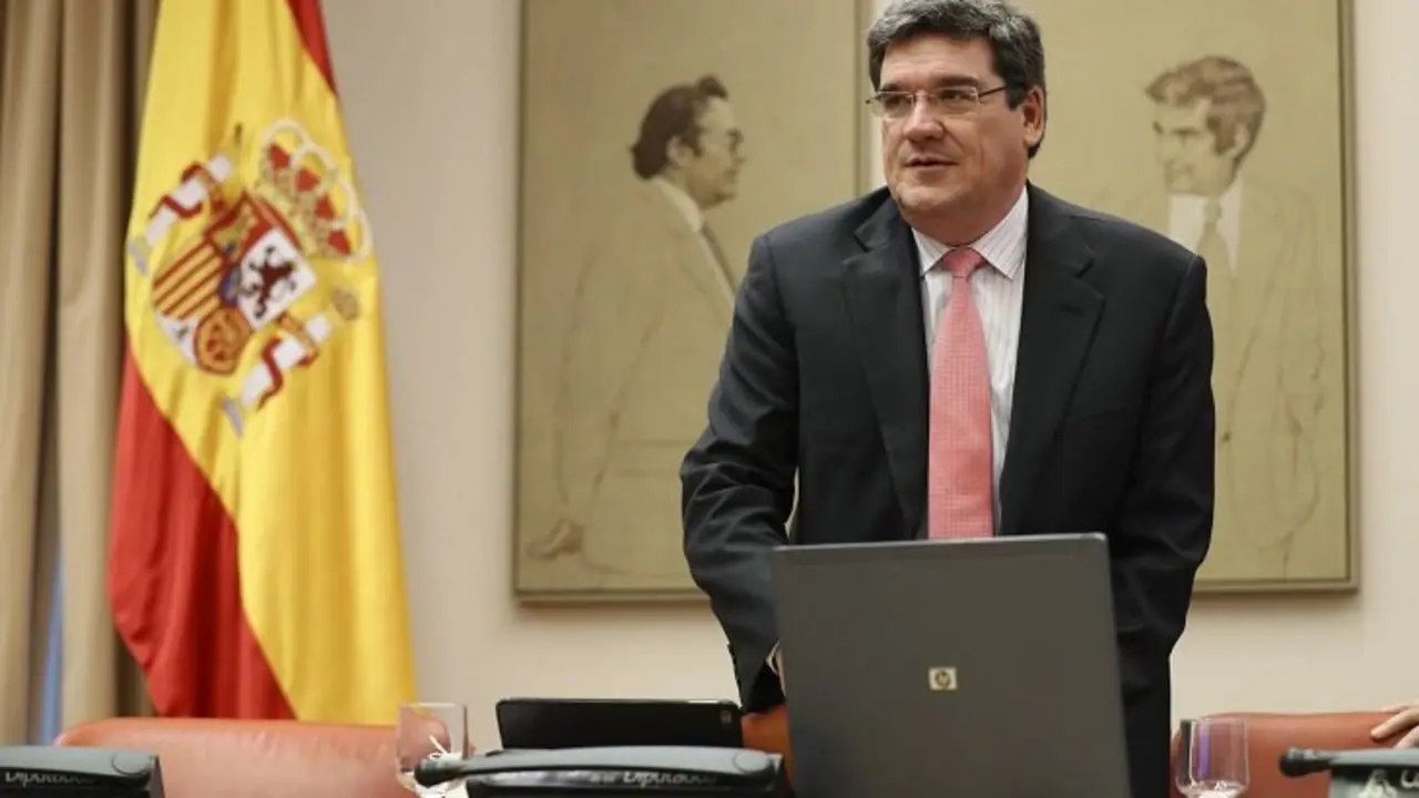 El ministro de Seguridad Social, Jos&eacute; Luis Escriv&aacute;. / Mundiario