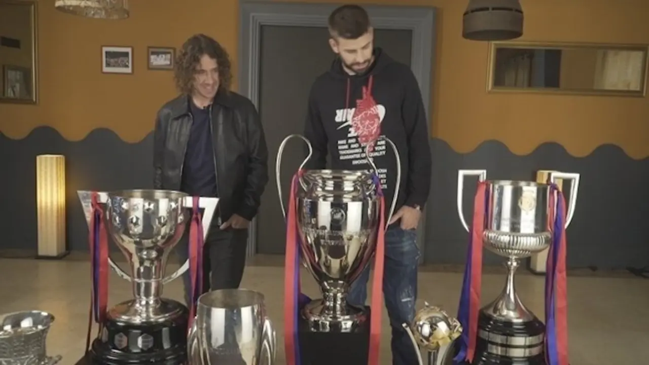Carles Puyol y Gerard Piqué. / Twitter