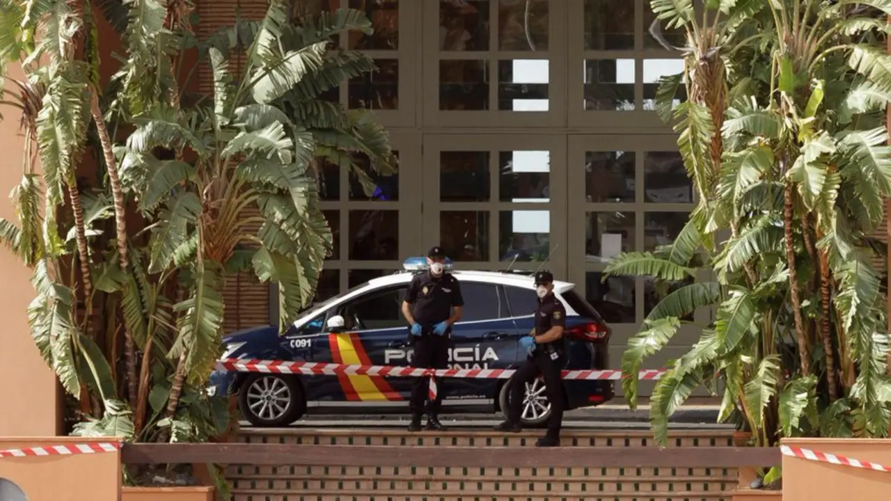 Polic&iacute;a de Tenerife / Mundiario