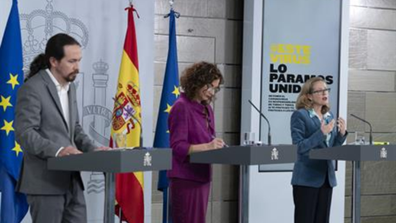 Pablo Iglesias, Nadia Calvi&ntilde;o y Mar&iacute;a Jes&uacute;s Montero. / Lamoncloa.gob.es