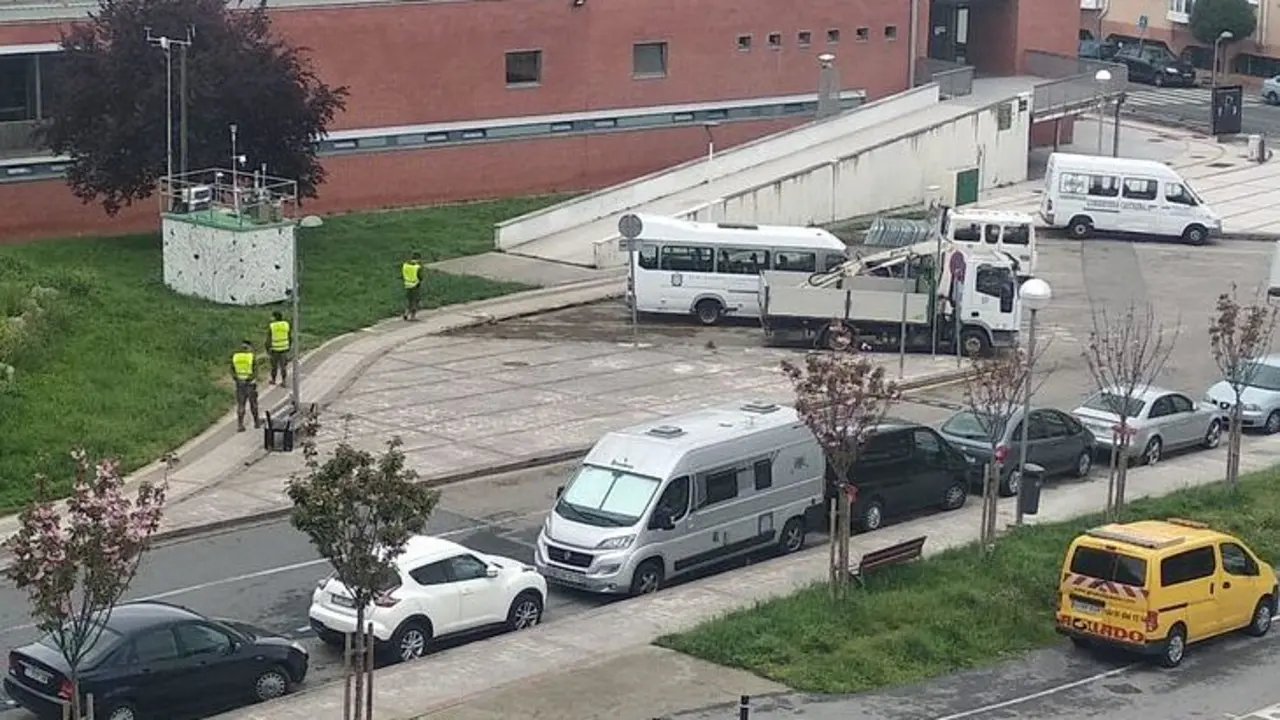 Militares en las calles de Castro Urdiales (Cantabria). / Mundiario