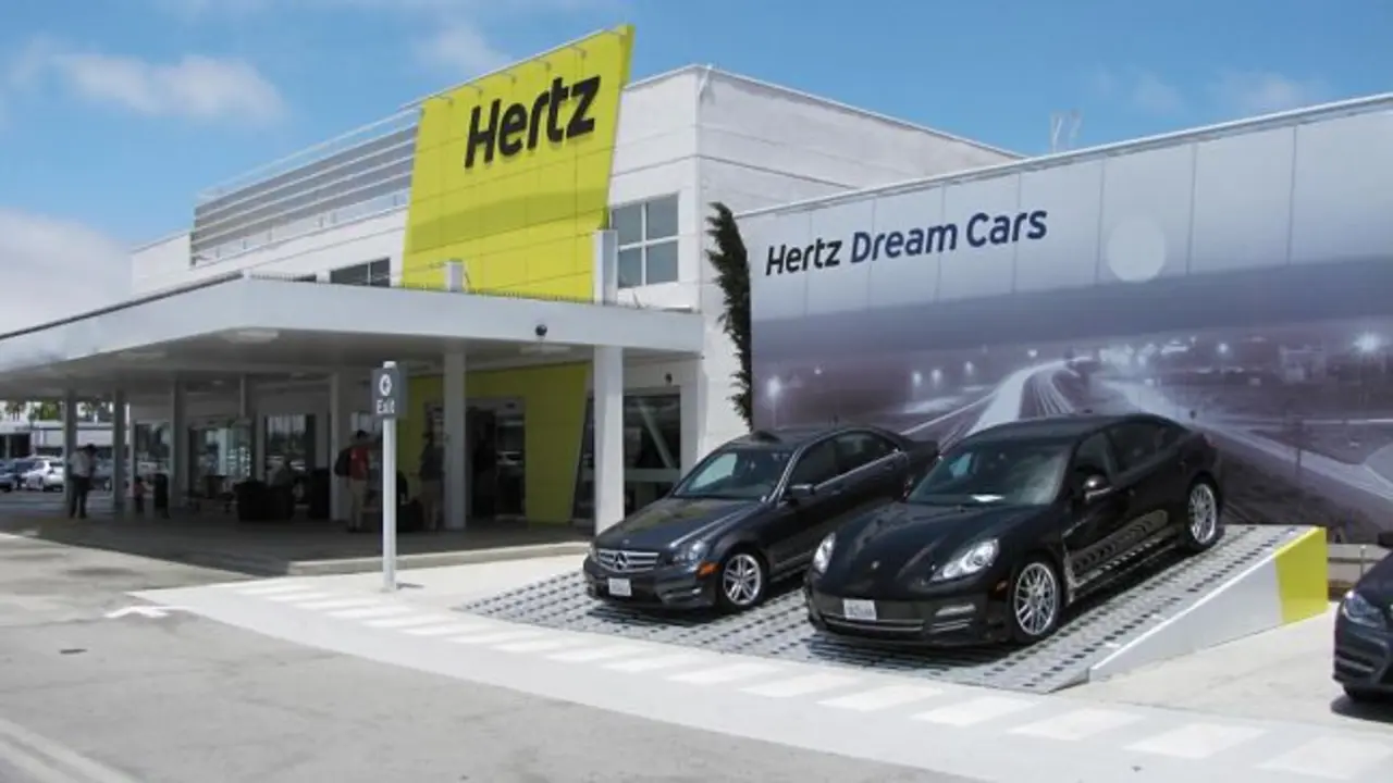 Fachada de una sede de Hertz_opt