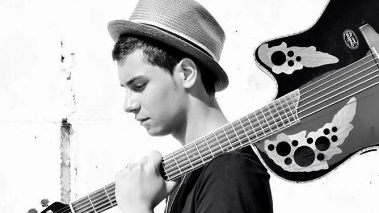Alfred Garc&iacute;a, cantante espa&ntilde;ol_opt